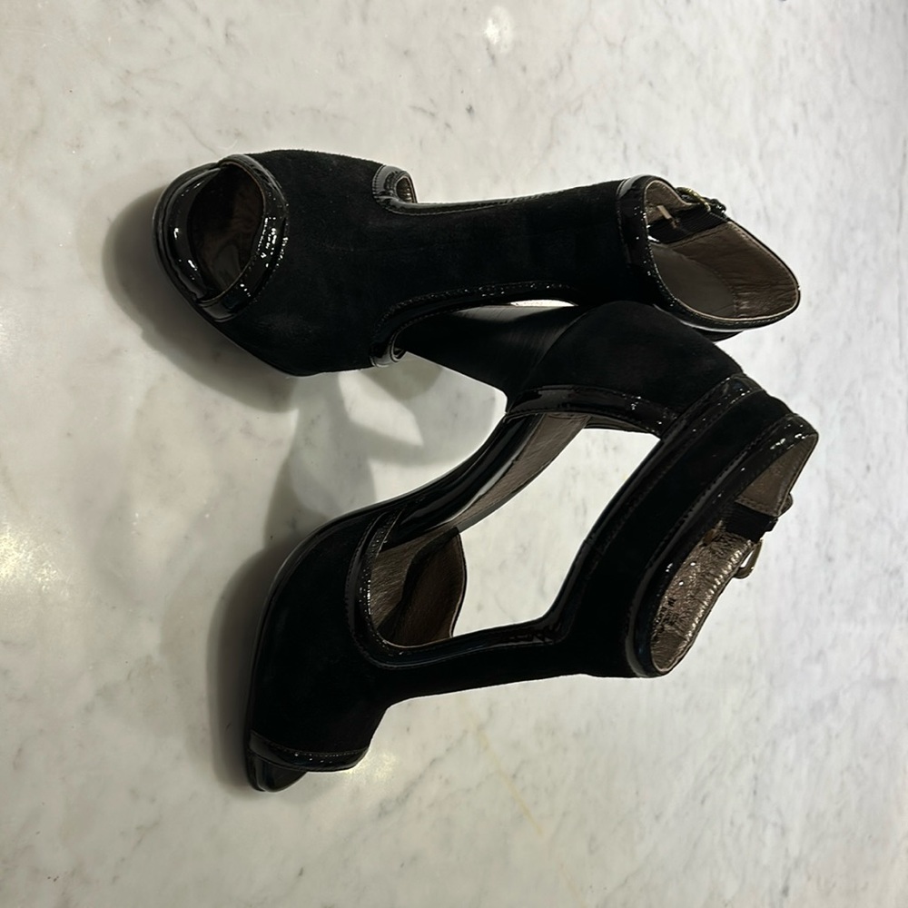 Sofft Black Suede and Patent Leather T strap, ankle strap, peel toe heels
